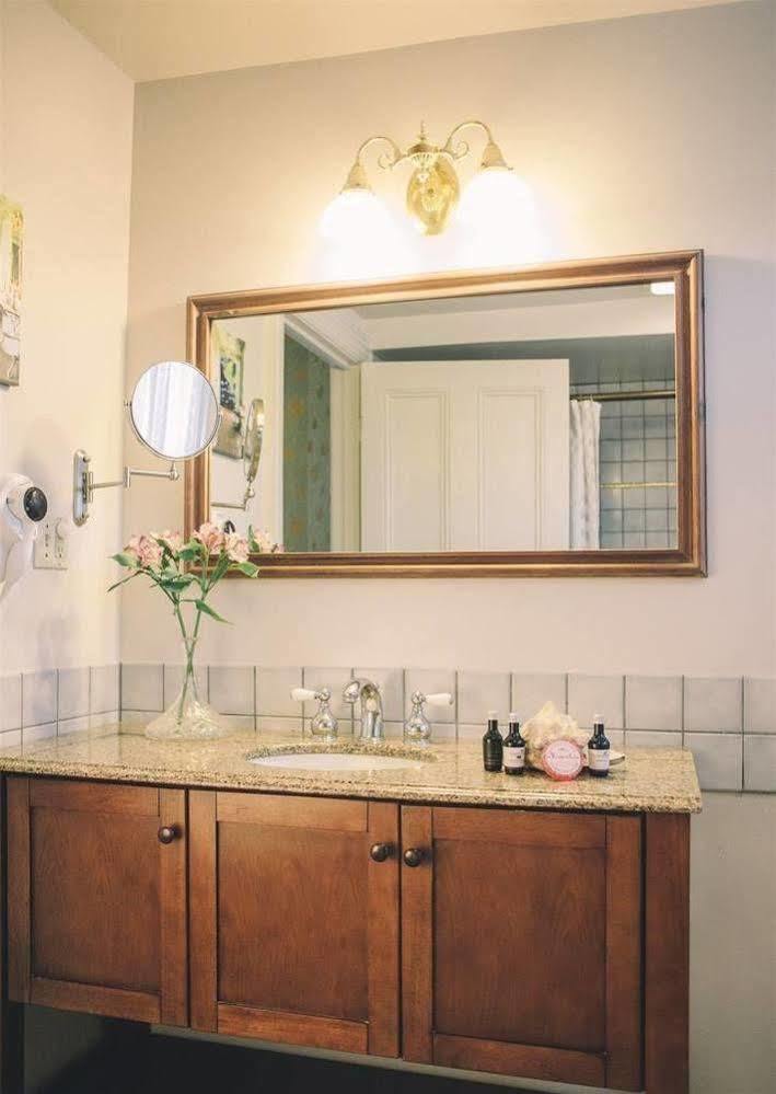 Camellia Inn Healdsburg Buitenkant foto