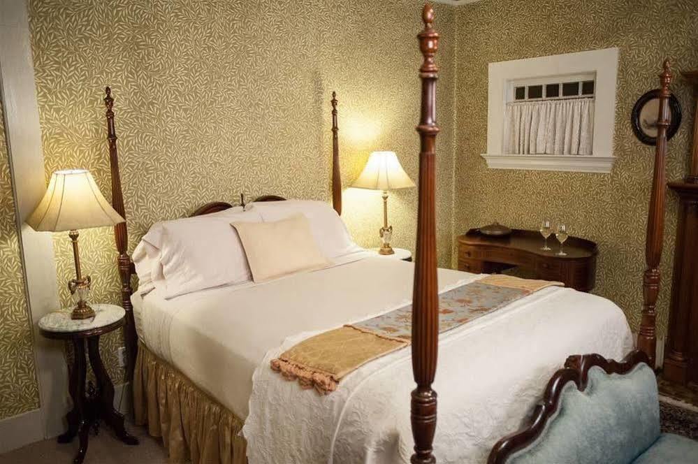Camellia Inn Healdsburg Buitenkant foto