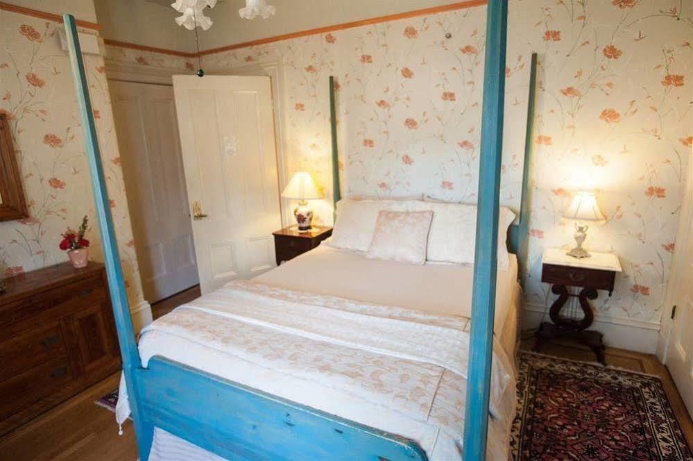 Camellia Inn Healdsburg Buitenkant foto
